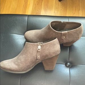 Dr Scholl’s ankle booties size 7.5